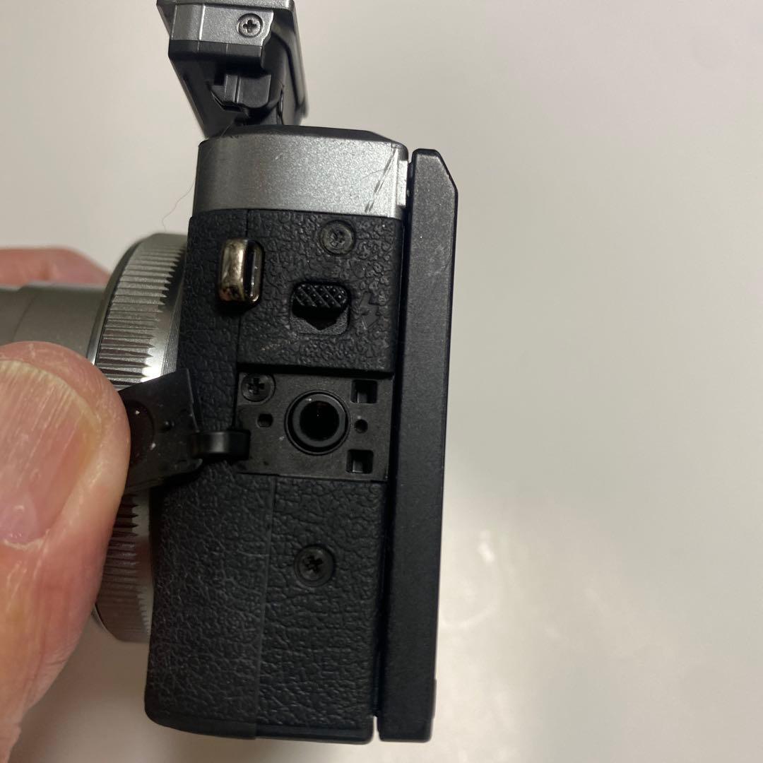 じ*こ様 Canon G7 X コンパクトデジタルカメラ　ジャンク品！