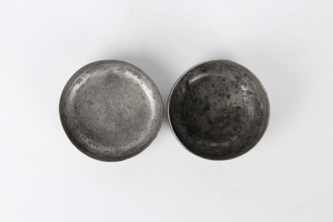 ヤンポ 菓子器 鎚目 純錫 直径8.5cm 重82.7g FJ21-7