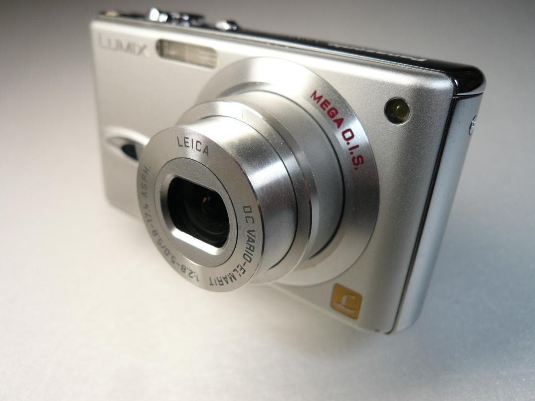 LUMIX★DMC-FX8⭐️美品❤️完品(箱が無いだけ)⭕️安心の実働品