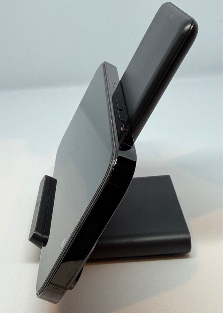 iPhone14Pro 256GB 黒 純正ケース・ガラスフィルム3枚付