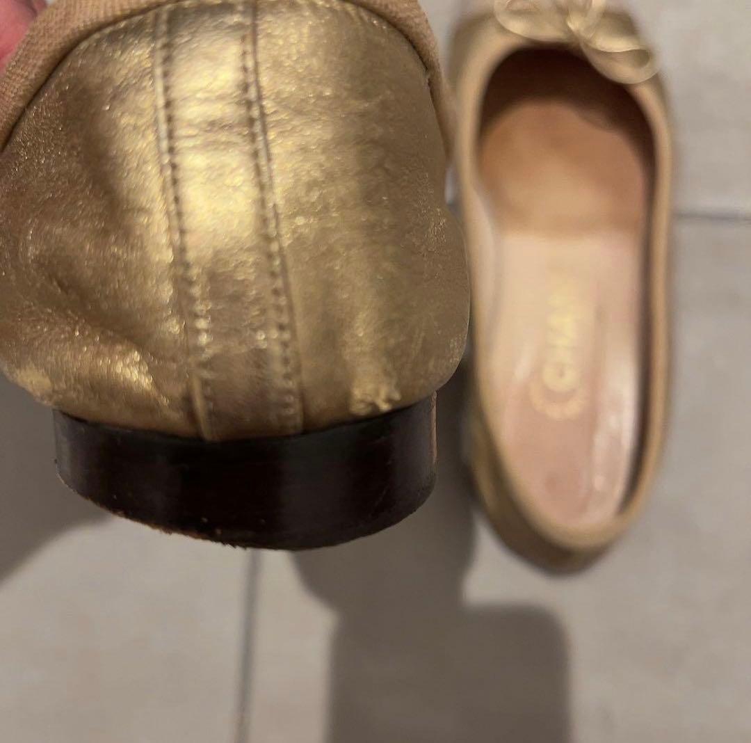 CHANEL ゴールドバレエシューズ