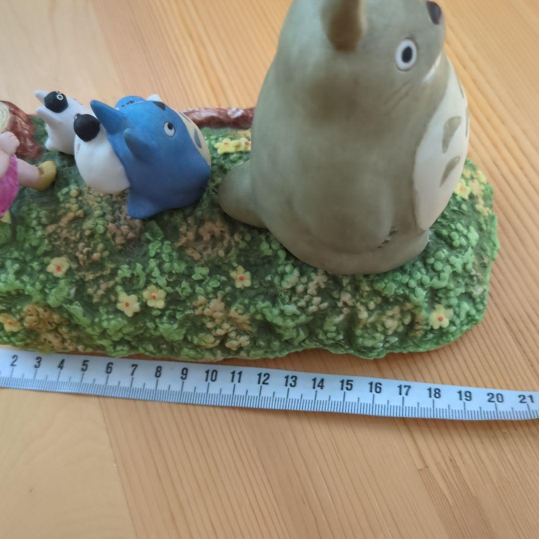 トトロとメイの陶器製置物 ジブリ　 オルゴール　さんぼ