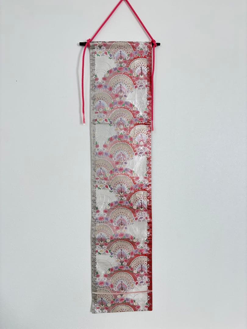 帯リメイク　孔雀と扇面柄　和モダン タペストリー＆クッションカバー 2点セット