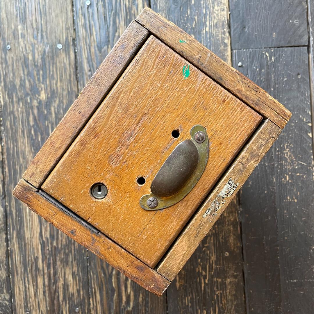 アンティーク ドロワー 木製 引き出し 真鍮 取手 ハンドル カード ケース