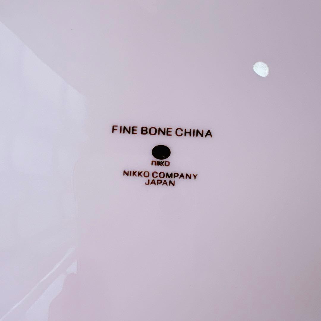 大皿　プレート　絵皿　動物と森