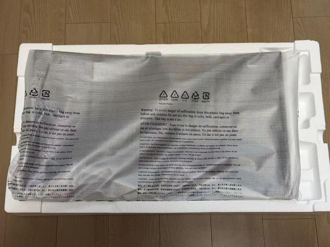 AOC AG322FCX 31.5型 曲面ゲーミングモニター 144Hz 1ms