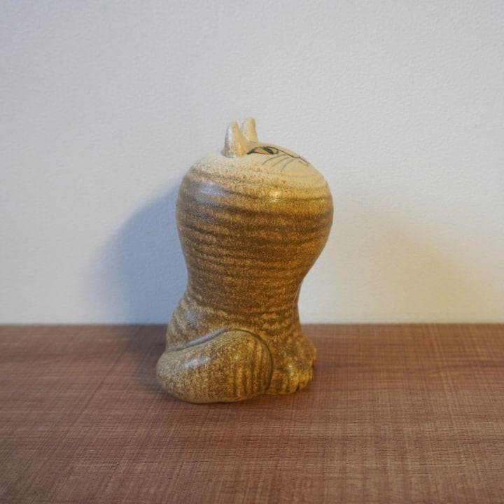 リサラーソン マヤ ブラウン