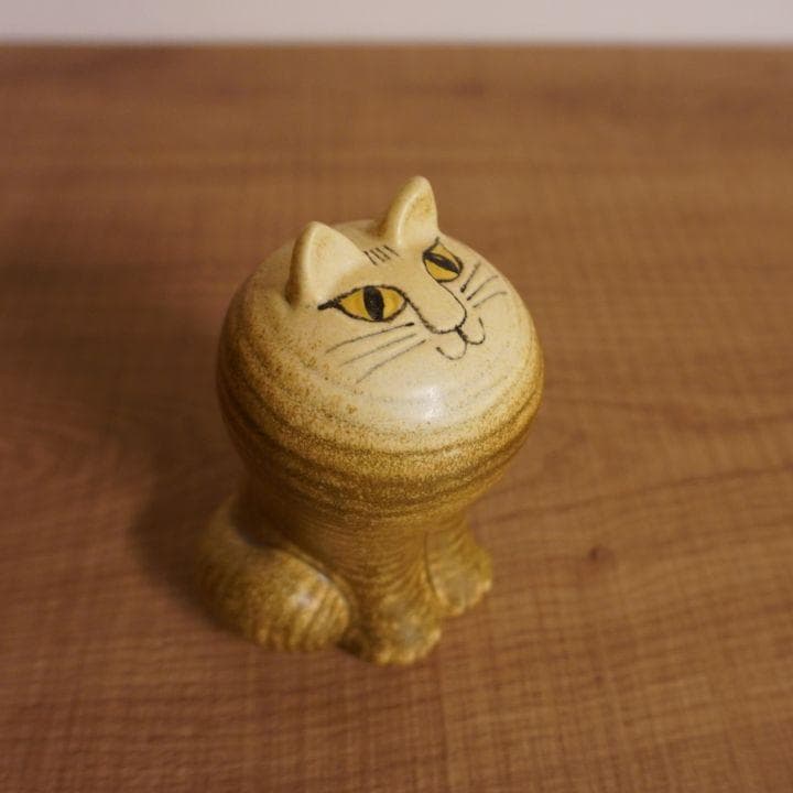 リサラーソン マヤ ブラウン