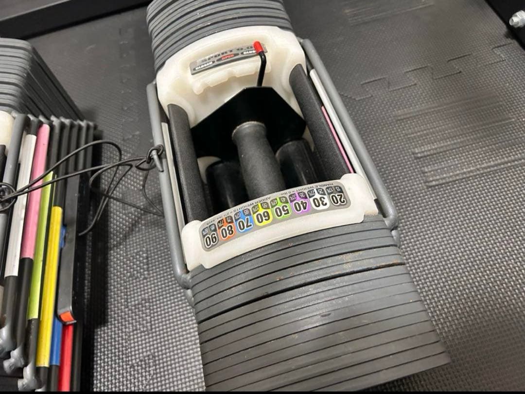 ①可変式ダンベル　41キロ✖︎2