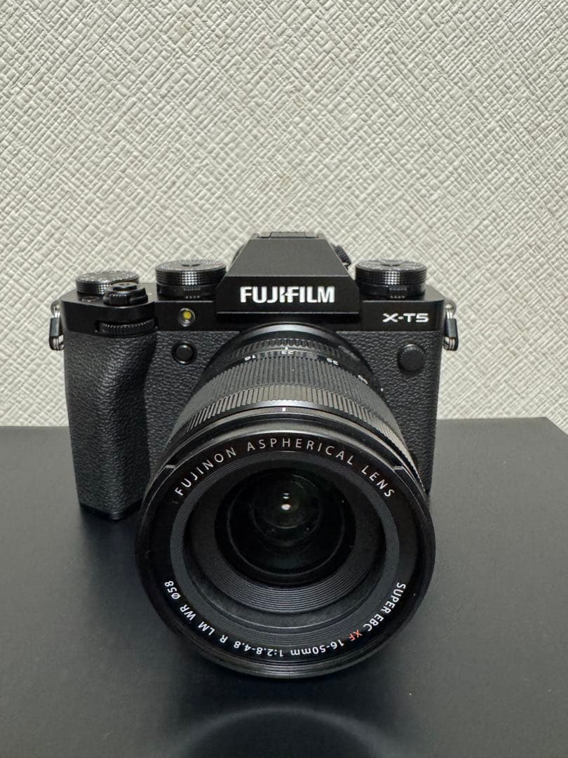 富士フィルム XT5 XF16-50mmレンズキット ブラック