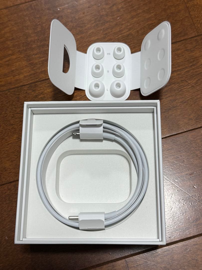 マ*ル様 AirPods Pro 第二世代　MQD83J/Aおまけ付き