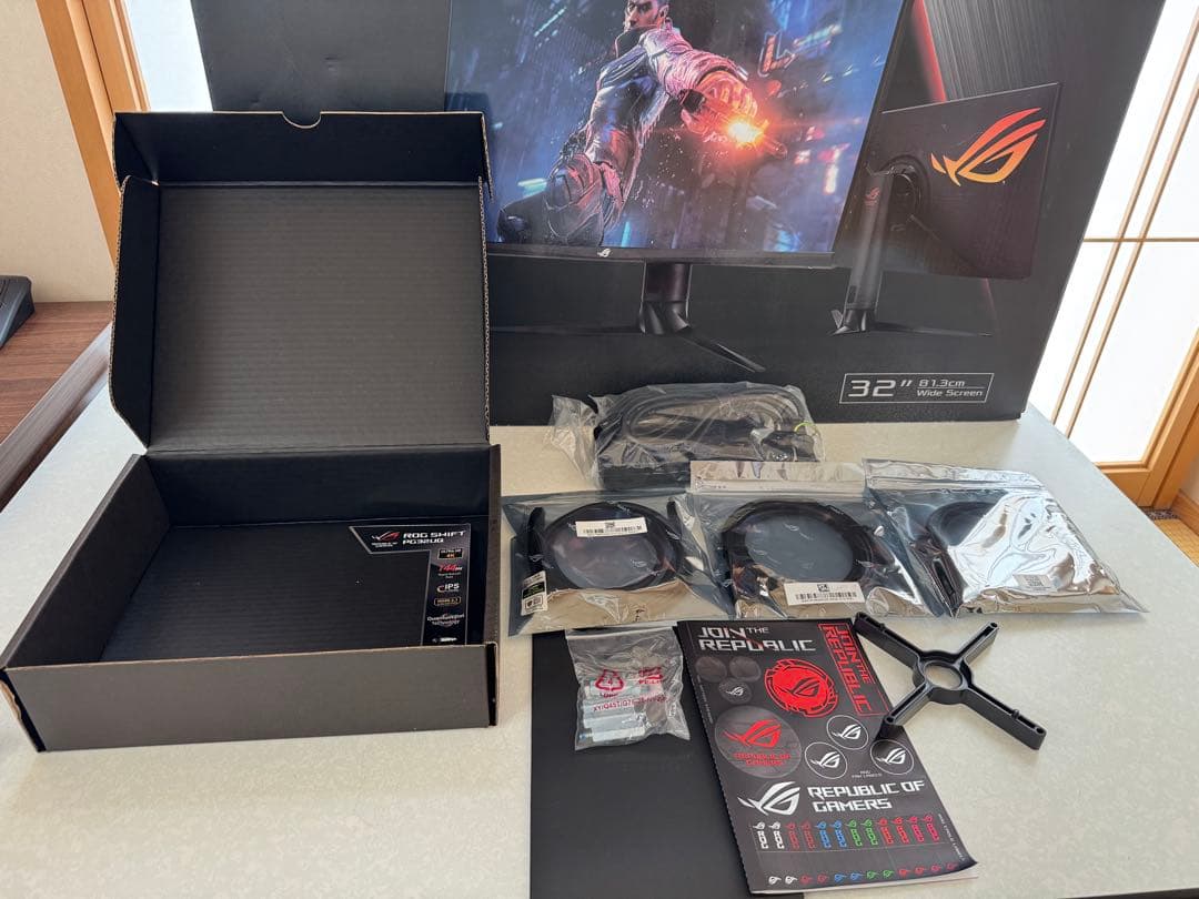ASUS PG32UQ 32インチ 144Hz 4K