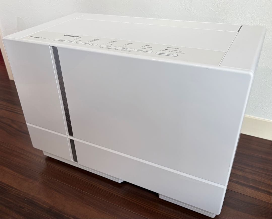【美品】パナソニックハイブリッド衣類乾燥除湿機F-YHX90B-W 2024年式