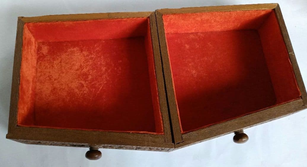 お値下げ　彫刻総仕上げ　小型鏡台　 ミニドレッサー　カガミ引き出し付き