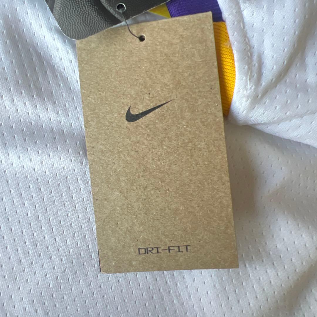 レブロン・ジェームズ　ロサンゼルスレイカーズ　XL 公式　6番