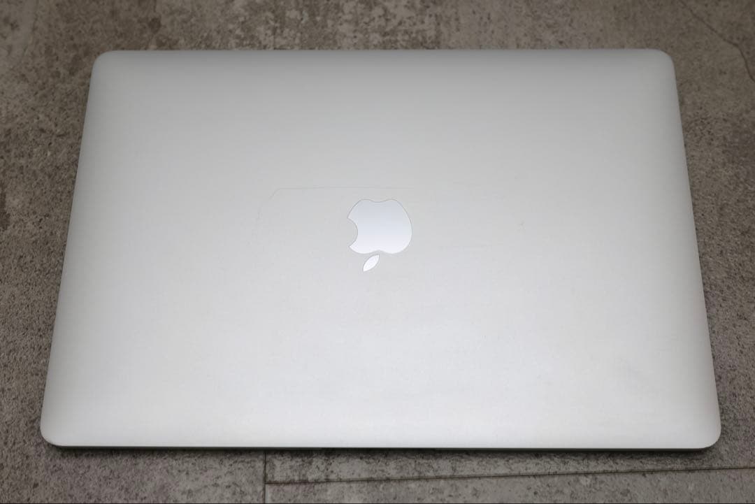 【希少16GBメモリ】M1 MacBookAir 512GBシルバー 箱充電器付