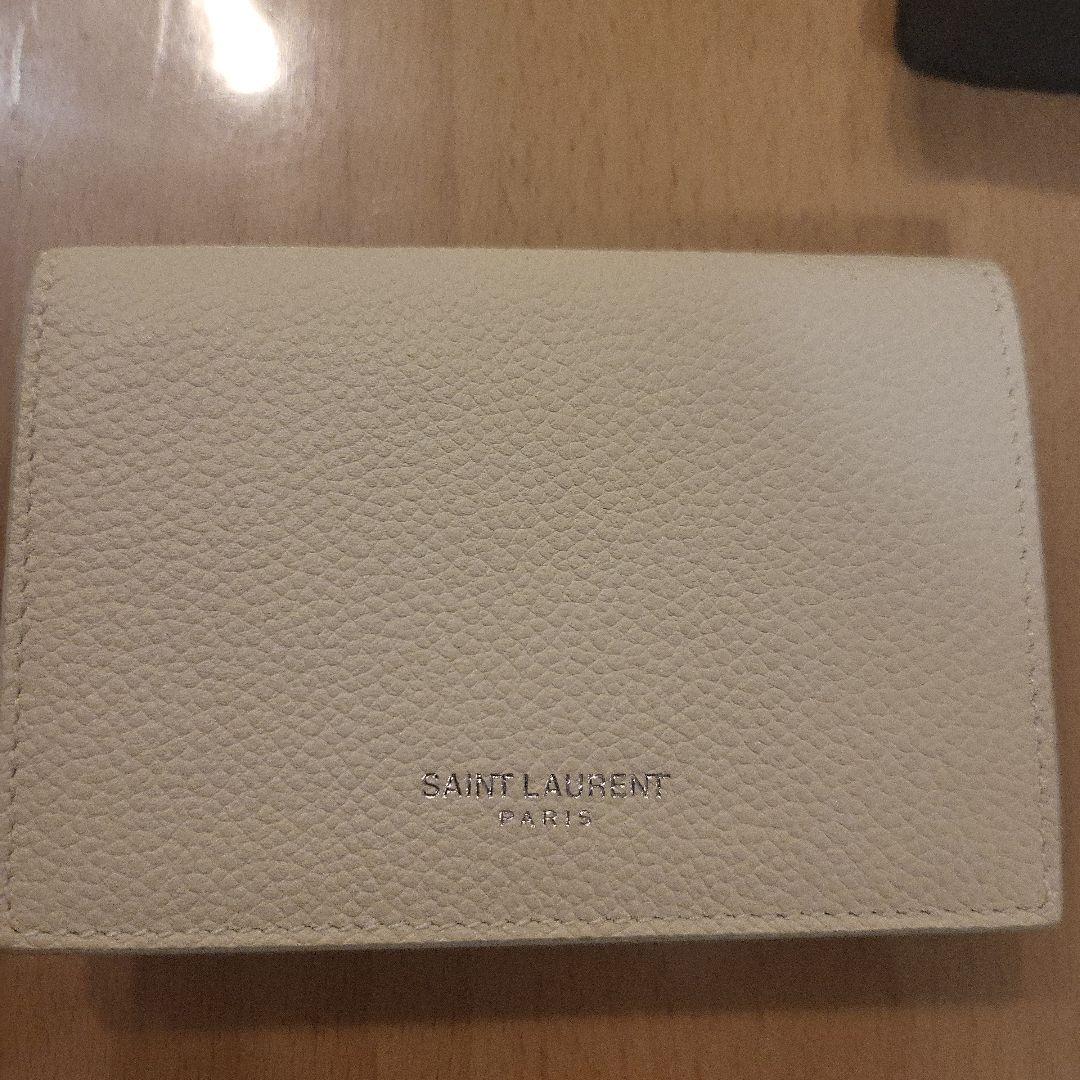 (ほぼ未使用)SAINT LAURENT ホワイト名刺入れ 保存袋付き