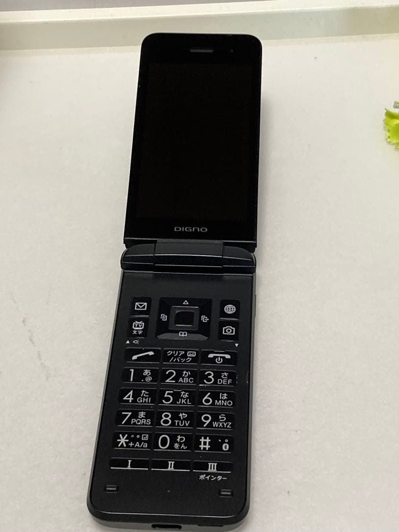 京セラ 902KC DIGNO ケータイ3 ブラック SIMフリー⭐️