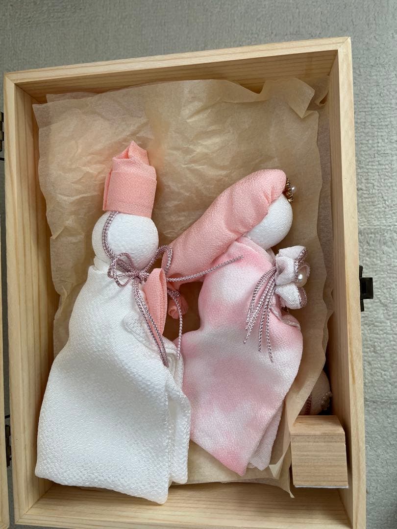 187/雛人形 つまみ細工　淡桃カラー　木箱入り