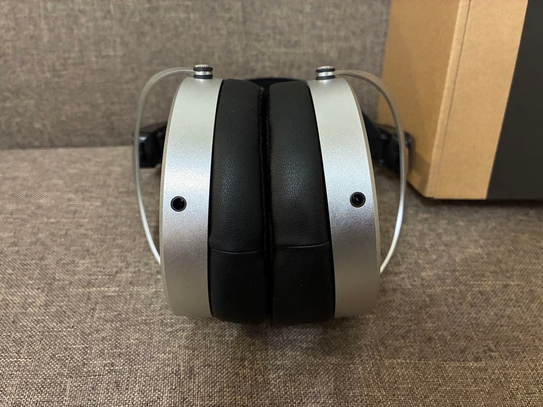 ヘッドホン HIFIMAN HE600