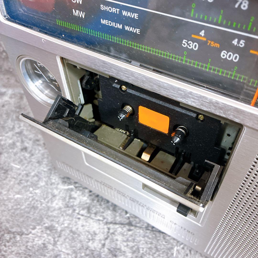 希少　SONY CF-1790 ラジオ・カセットプレーヤー　動作品　ジャンク