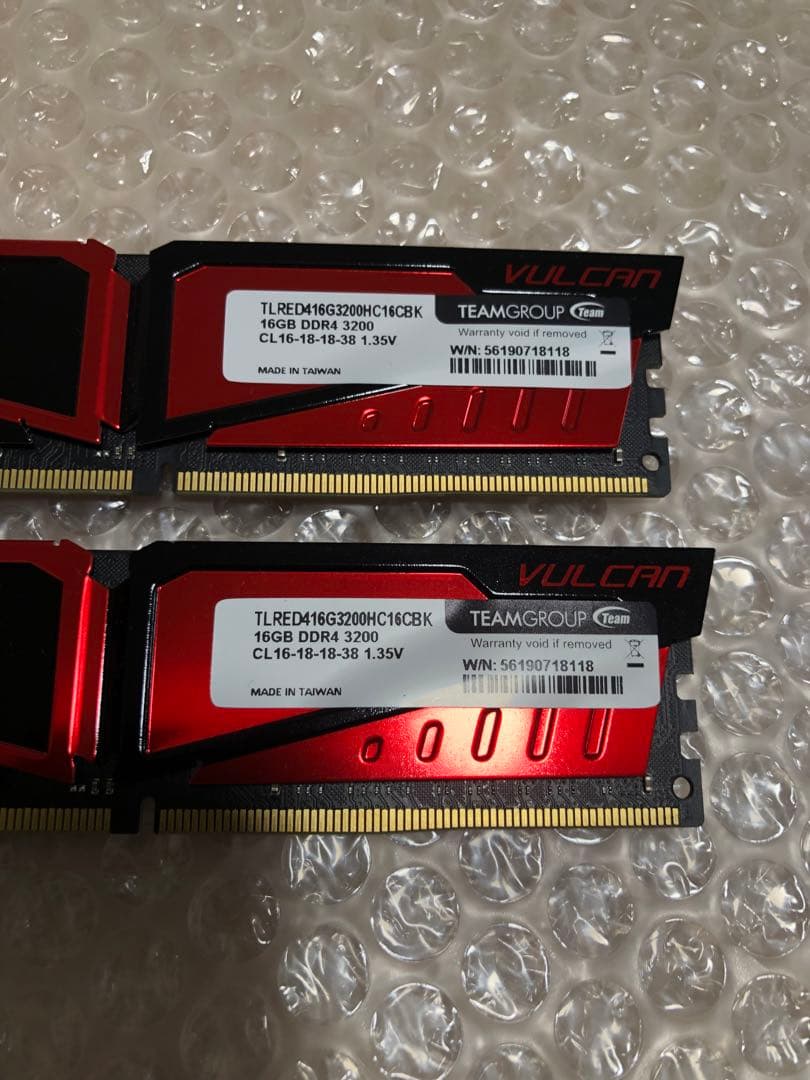 Team DDR4 3200Mhz 16GBx2枚(32GBkit)