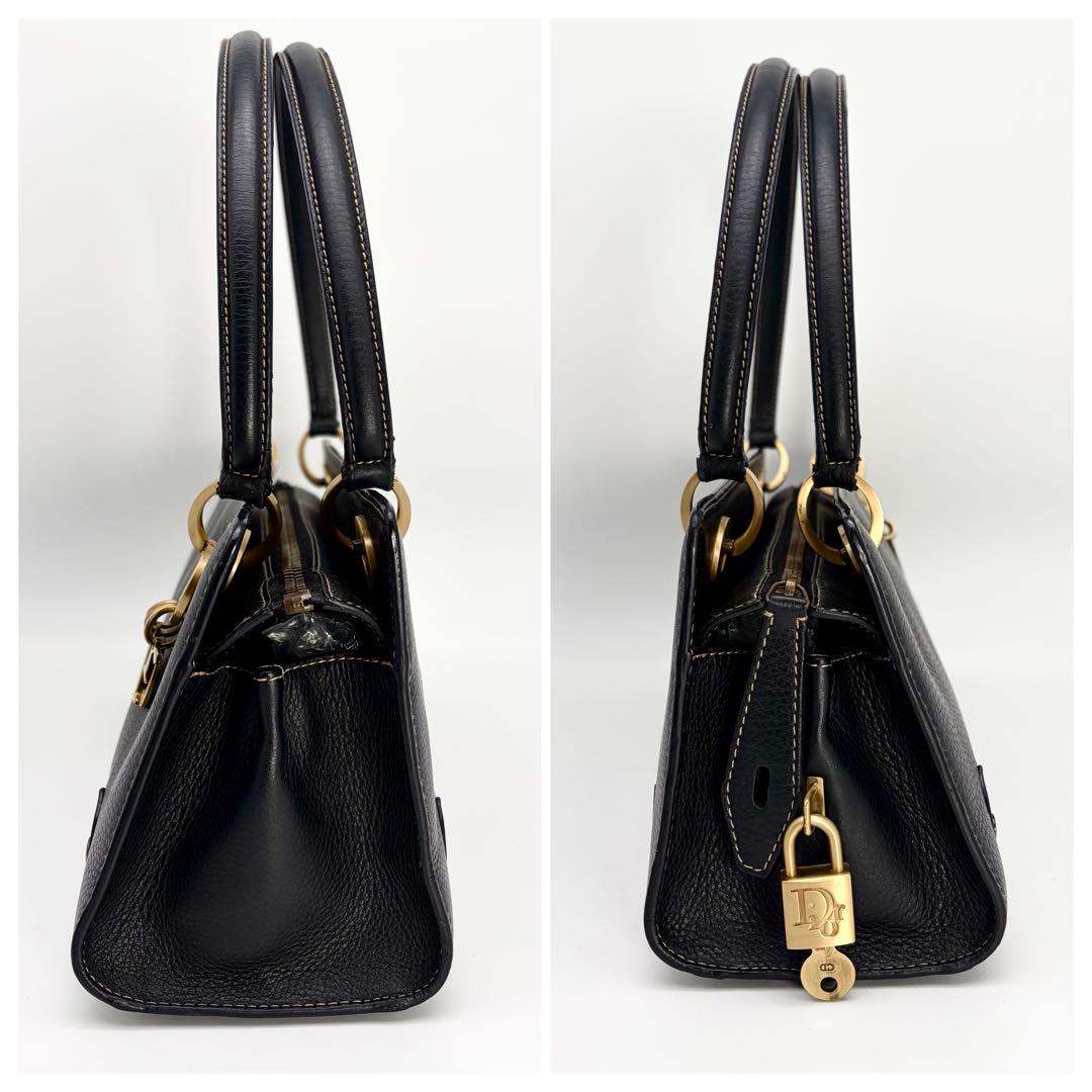 【美品】クリスチャンディオール レザーハンドバッグ 横長 鍵付き ブラック
