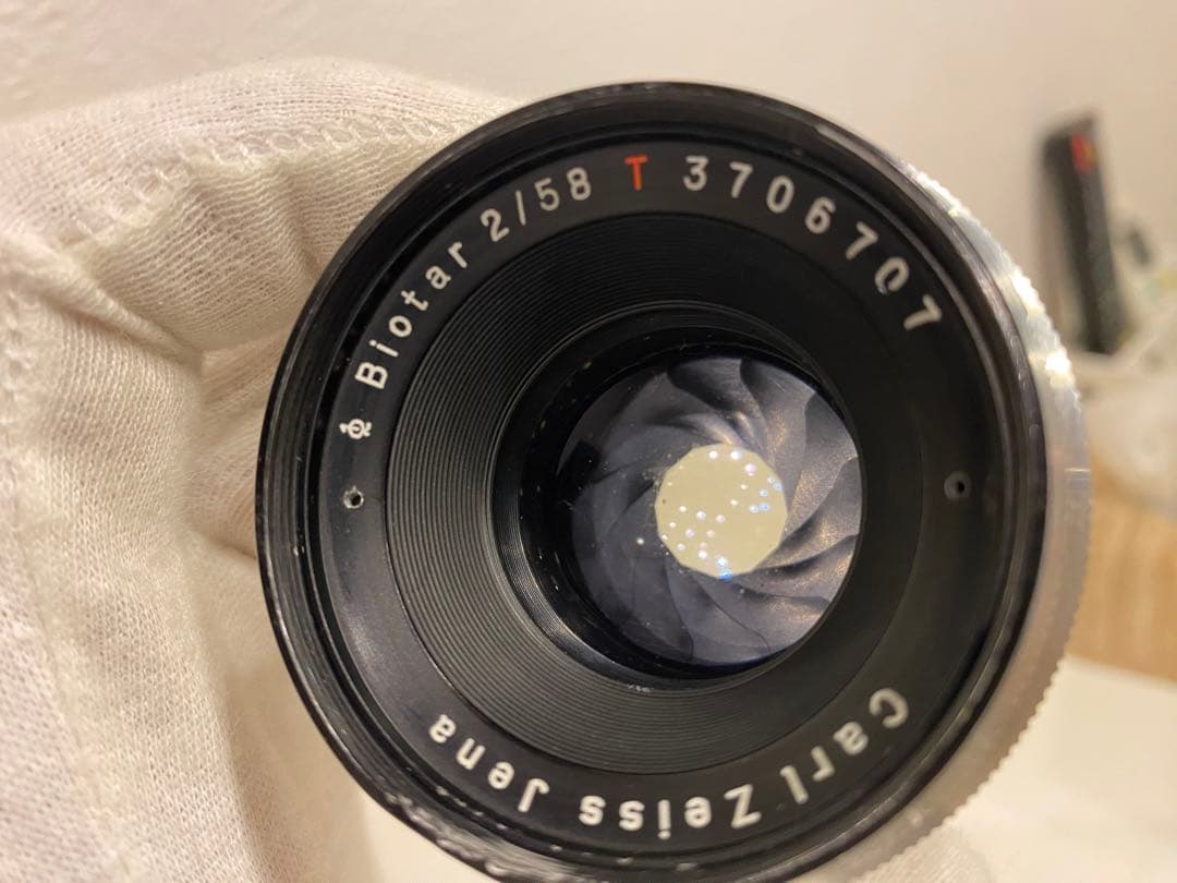 carlzeiss biotar 58mm f2オールドレンズ　カールツァイス