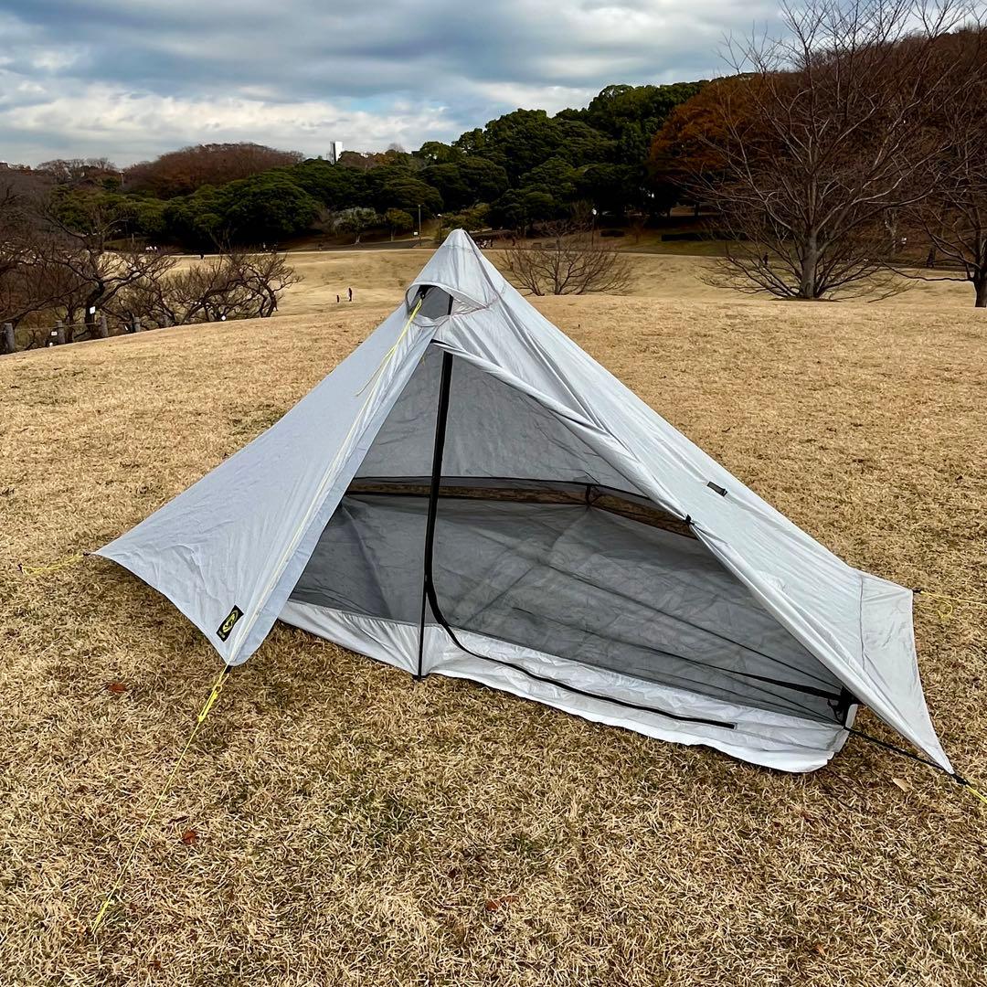 Six Moon Designs Lunar Solo 純正カーボンポール付き