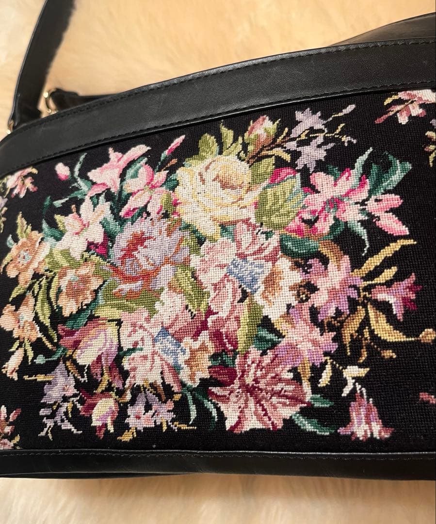 プチポワン Petit Point 久家道子　本革　ショルダーバッグ