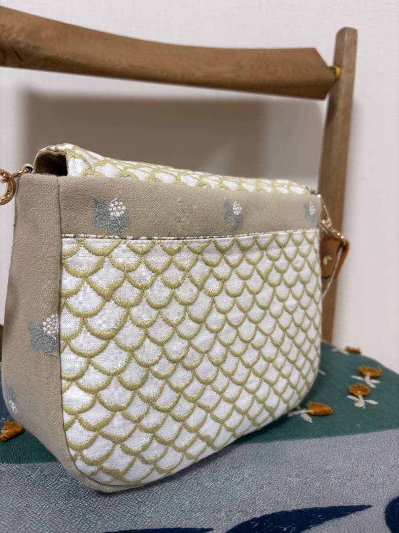 新入荷▫︎ハンドメイド▫︎ミナペルホネン▫︎ミディアムパン　肩ショルダー