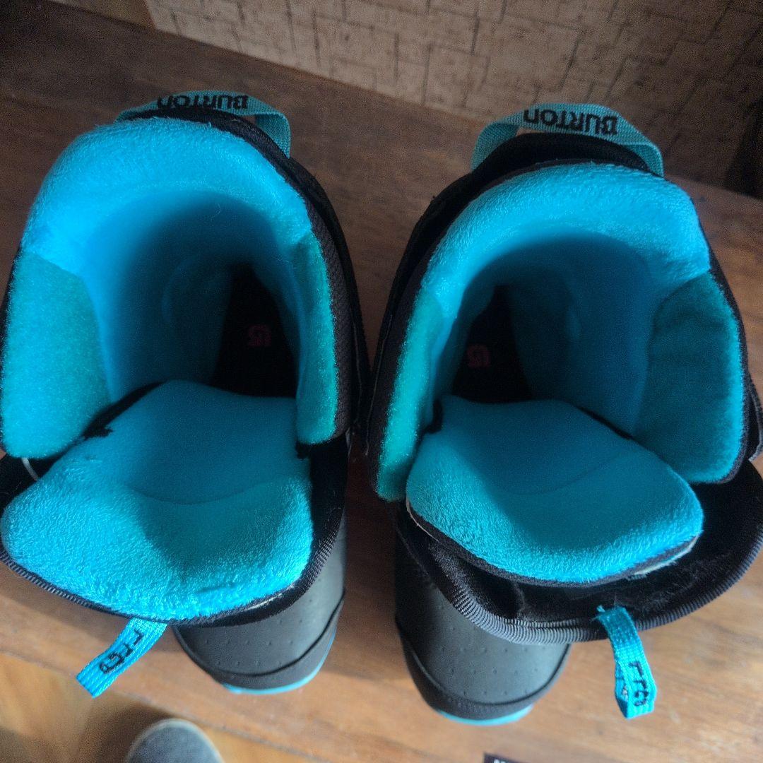 BurtonTYRO25.5cm BOA 足の小さい男性or子どもでも大丈夫