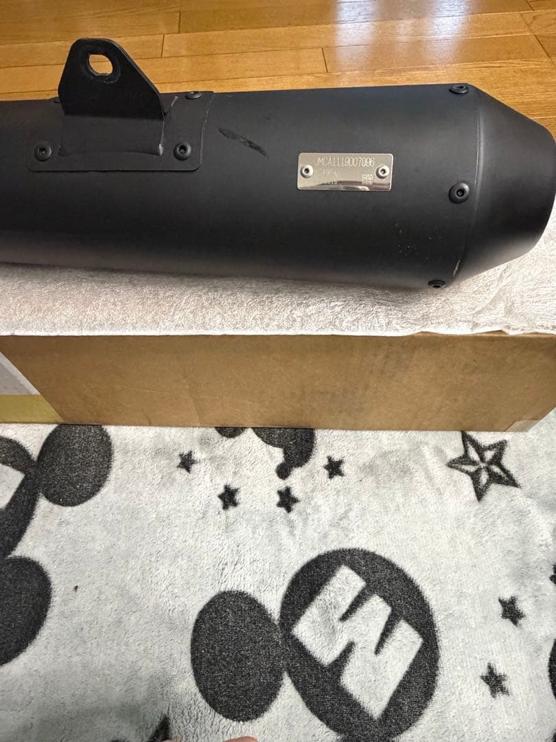 MORIWAKI ブラックマフラー 日本製