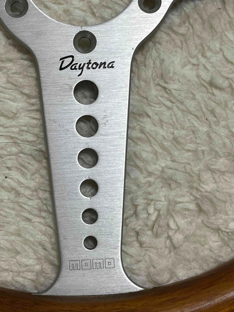 【西暦2000年以前モノ】MOMO　ウッドステアリング　Daytona