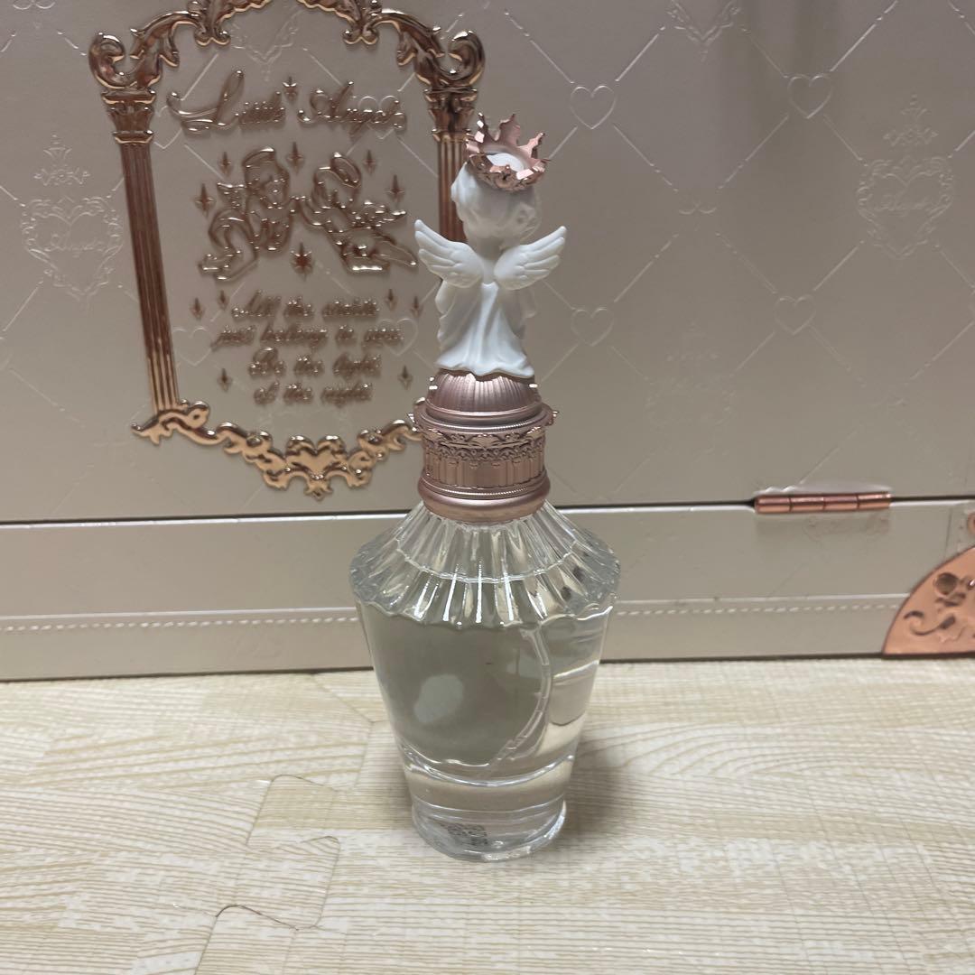 フラワーノーズリトルエンジェルシリーズのボックスのみと香水2つ