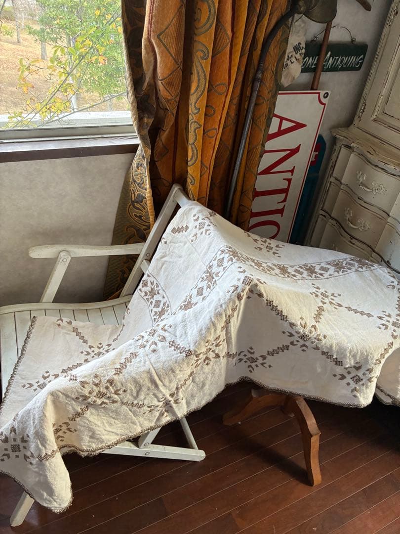 フランス　アンティーク　大判カバー　テーブル　ベッド　カバー　クロス　刺繍　B