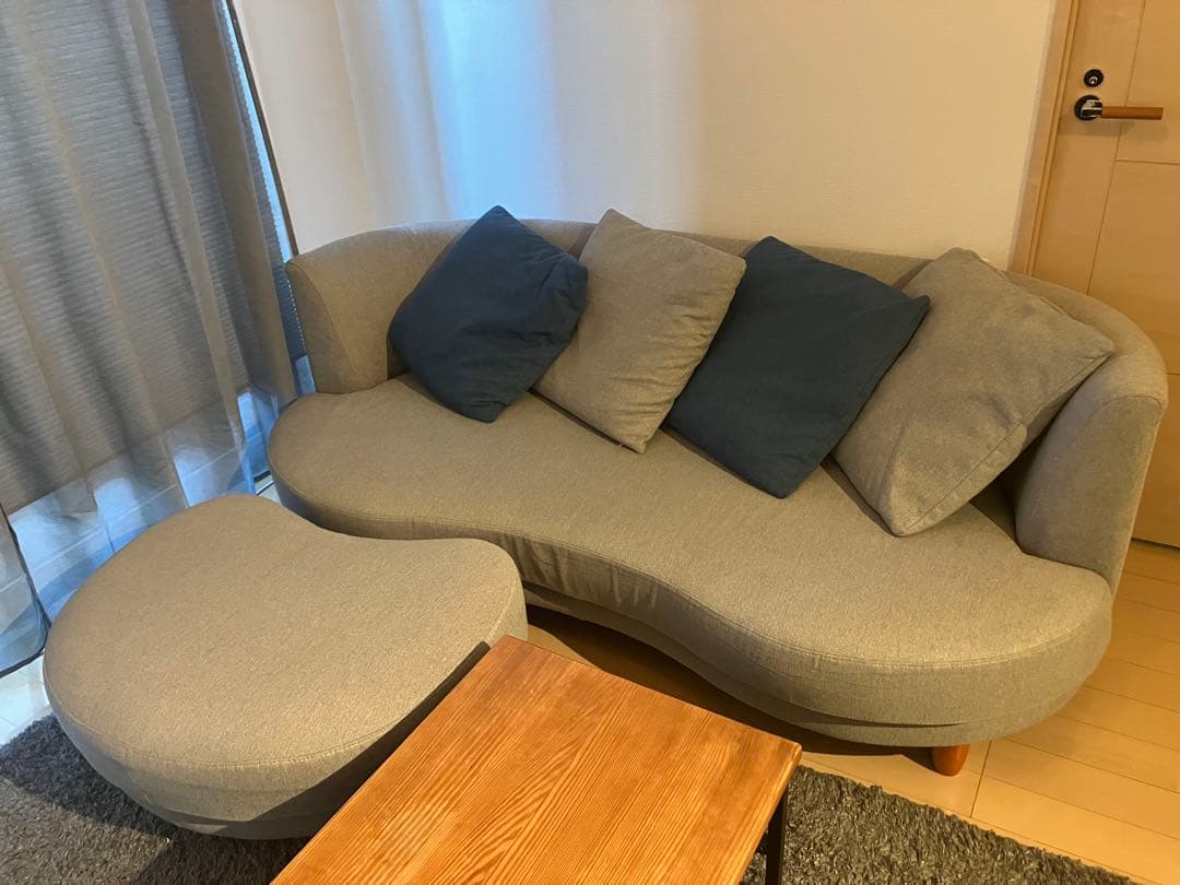 仙台 直接引き取り限定 曲線デザイン　ソファ オットマン付き