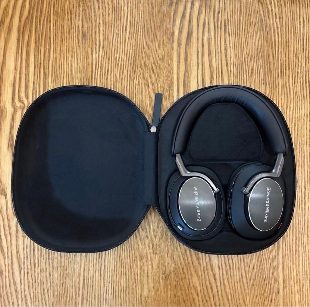 Bowers & Wilkins Px8 ワイヤレスヘッドホン　ブラック　B&W