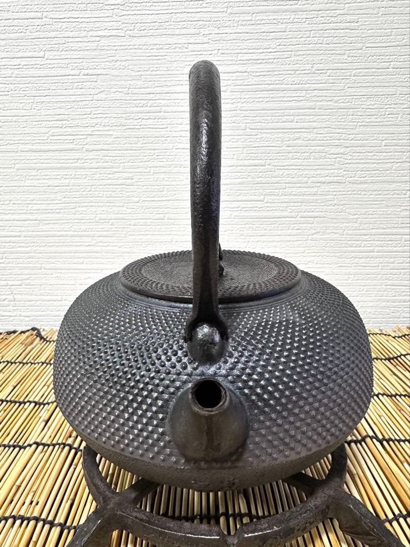 ＵＳＥＤ、良品　南部秀山堂　佐藤 勝弘作　１５型アラレ　en様売約済み