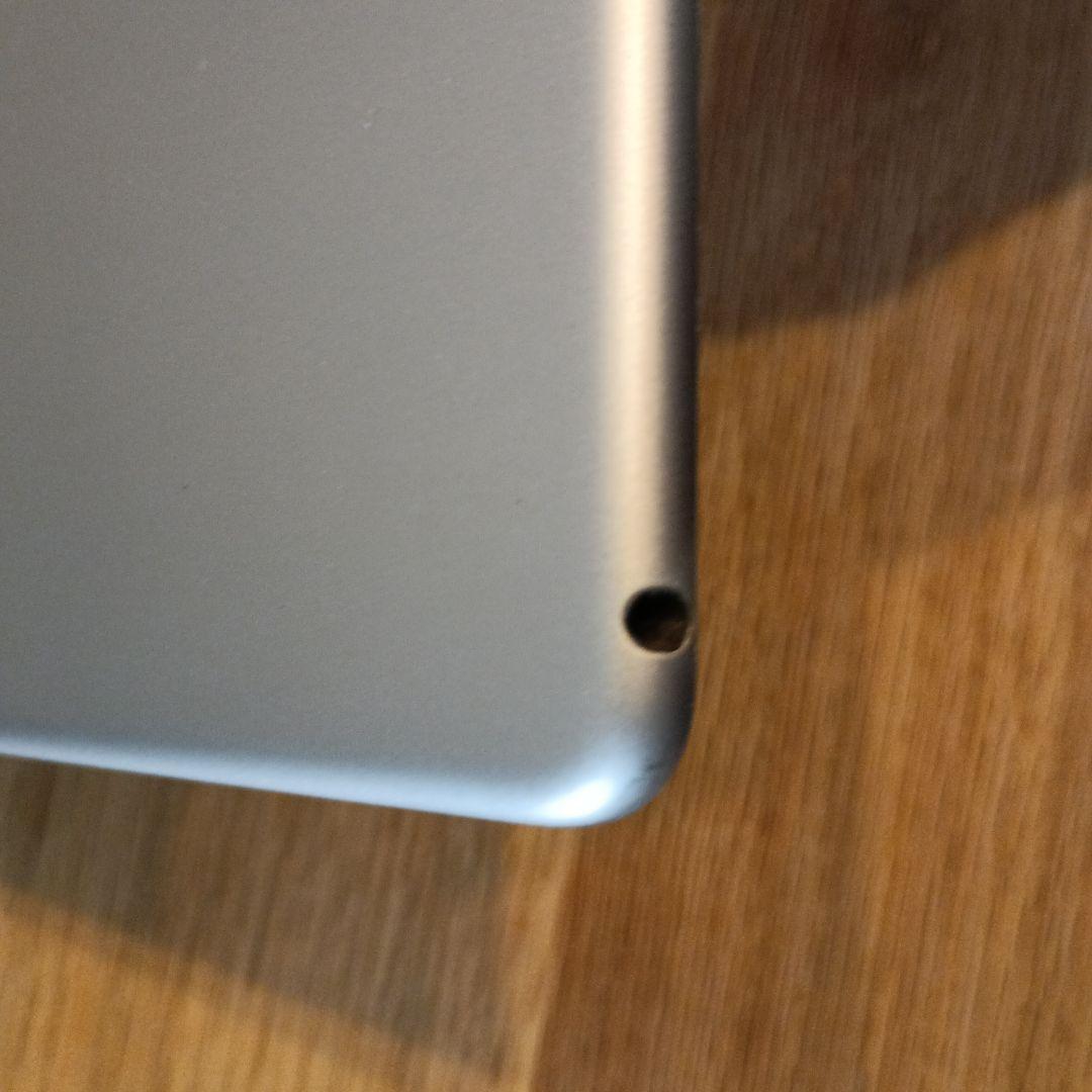 iPad mini4 Wi-Fiモデル 128GB シルバー