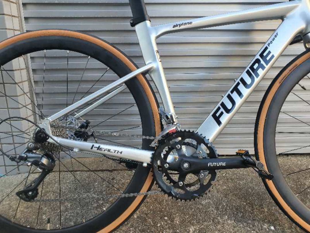FUTURE ロードバイク
