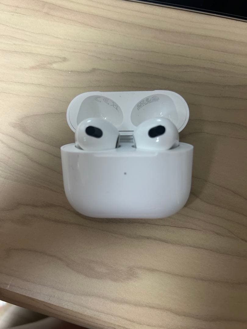 M*2様 純正 AirPods 第3世代