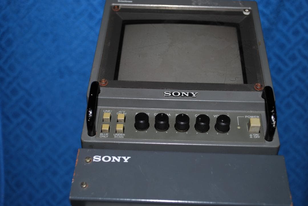 ソニー業務用カラーモニターPVM-6041Q中古ジャンク品の出品です。