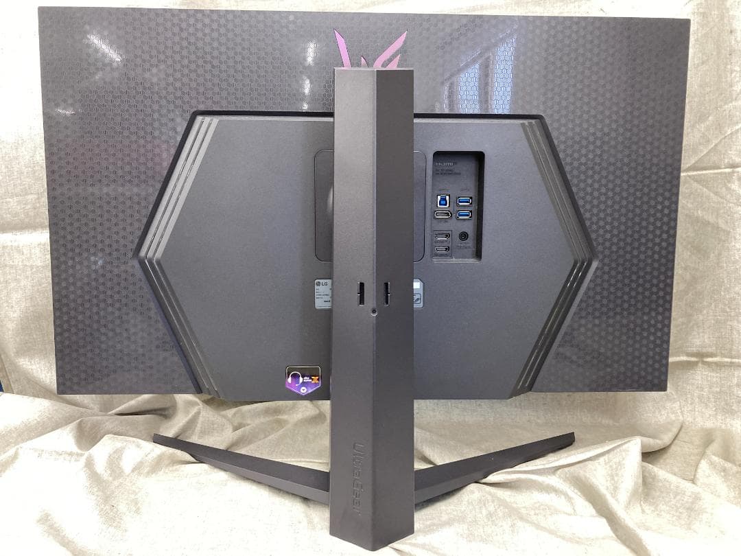 ち*ん様 LG ゲーミングモニター UltraGear 32GR93U-B 31