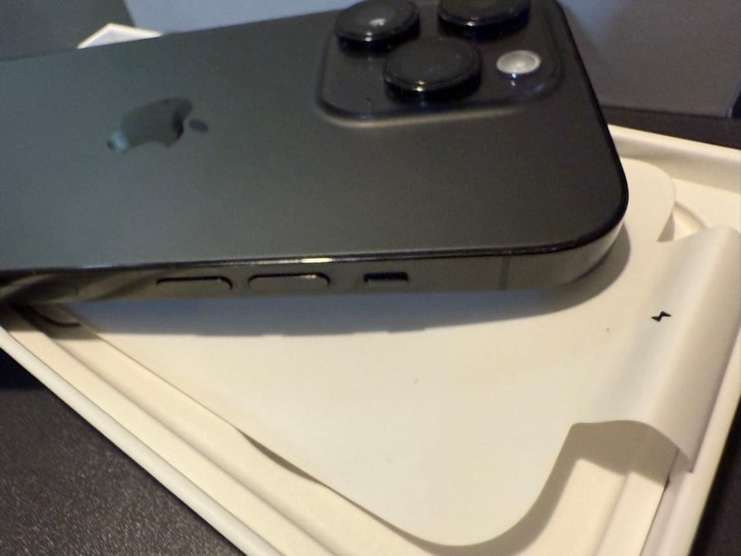 iphone14pro SIMフリー　ブラック　256GB