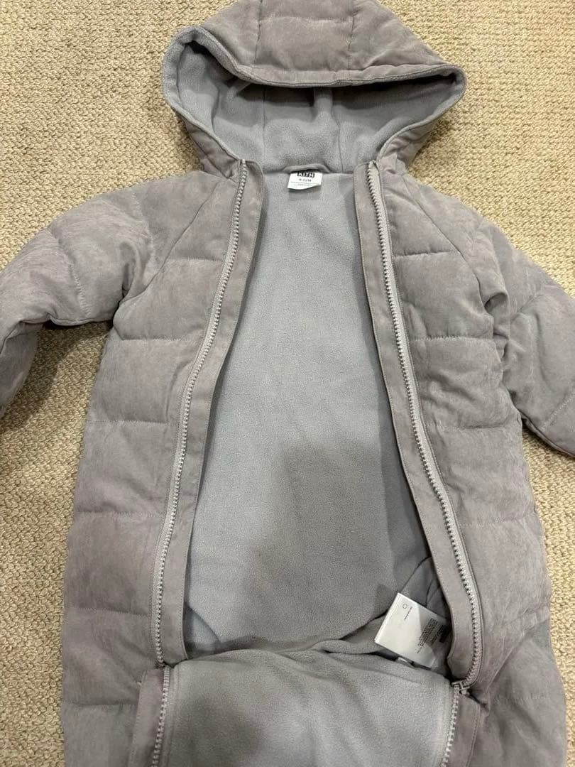 KITH 中綿ダウンロンパース 9-12M