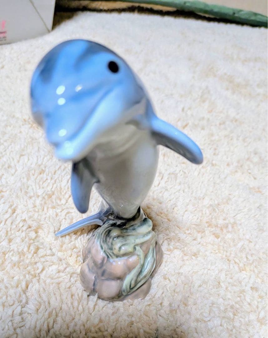   フィギリンDolphin 置物