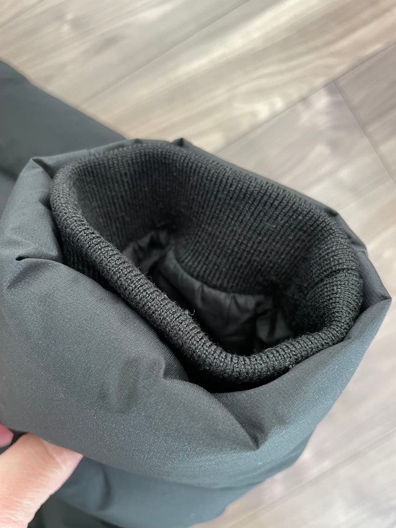 極美品　PYRENEX ピレネックス　SPOUTIC ダウンジャケット　ブラック