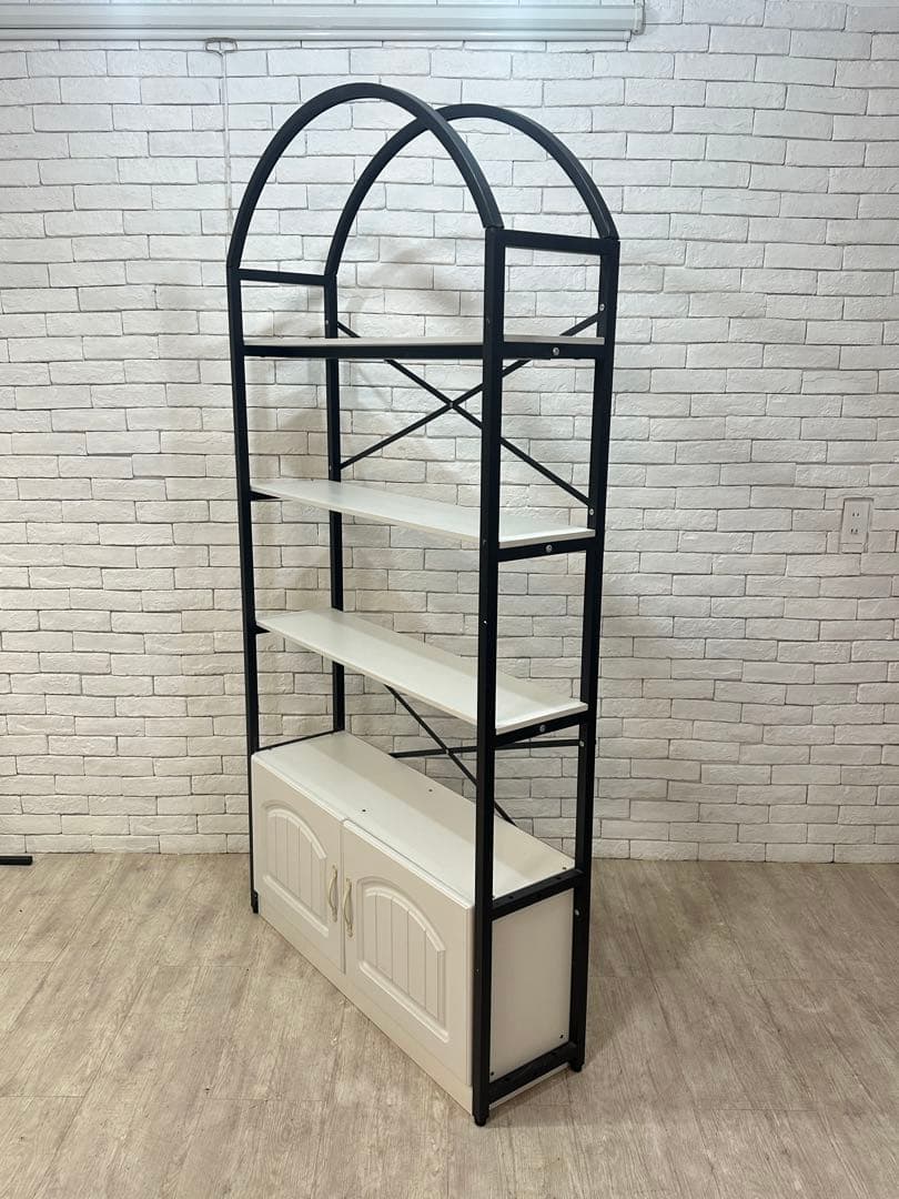 ① 【東京都内23区配送無料】陳列棚　キャビネット　ディスプレイ　サロン　什器