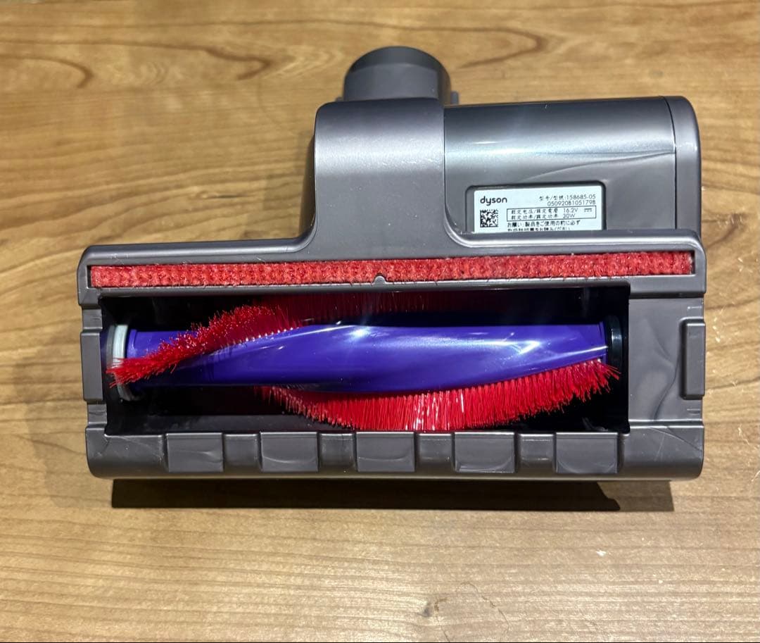 アタッチメント多数付属！細部まで洗浄済！#Dyson #V10 ハンドクリーナー